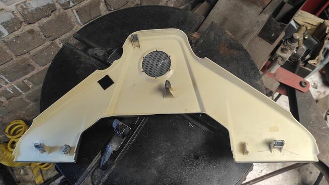 Osłona silnika Mercedes M156 63 AMG