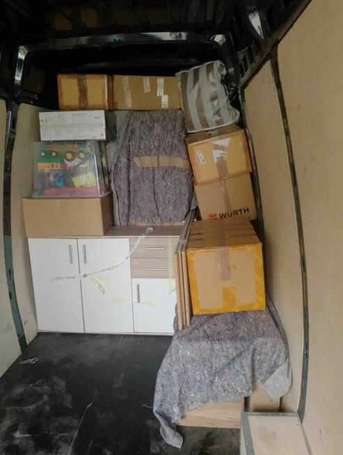 Transport przeprowadzki laweta Niemcy Holandia przewozy