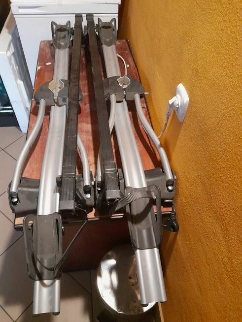 Uchwyty rowerowe na samochód