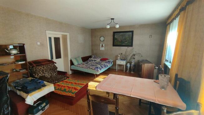 Południe, dom wolnostojący, pow. 220m, do remontu.