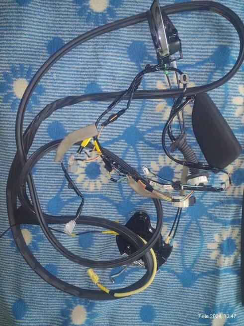 SUZUKI Elementy do Drzwi Prawych Przednich