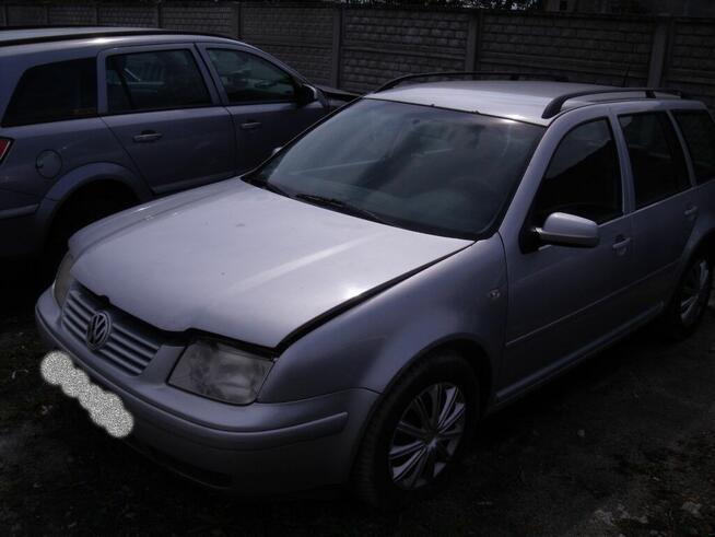Volkswagen Bora kombi 1.9 TDI 130 KM 2001 r. na części