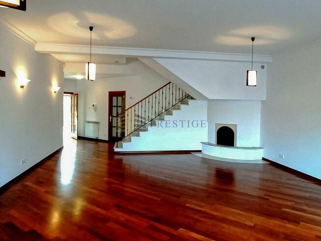 Dom Warszawa Wilanów, Powsin