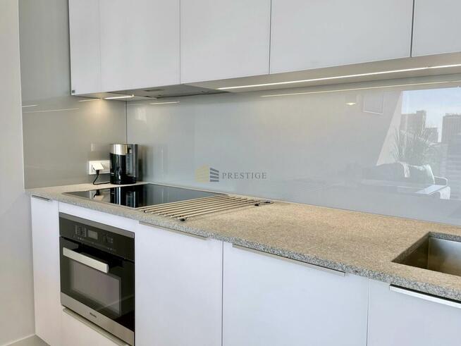 Mieszkanie Warszawa Śródmieście, Twarda