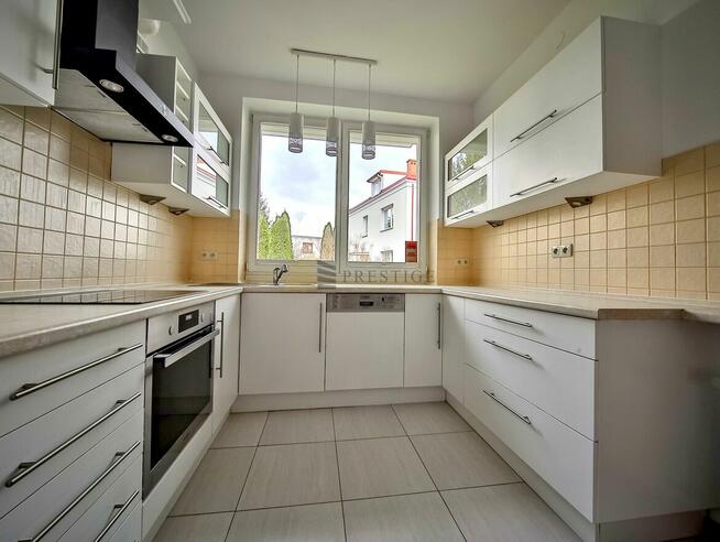 Dom Warszawa Mokotów, Sadyba