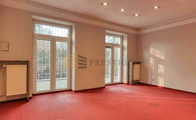 Dom Warszawa Praga-Południe, Saska Kępa