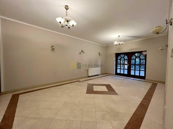 Dom Warszawa Praga-Południe, Saska Kępa