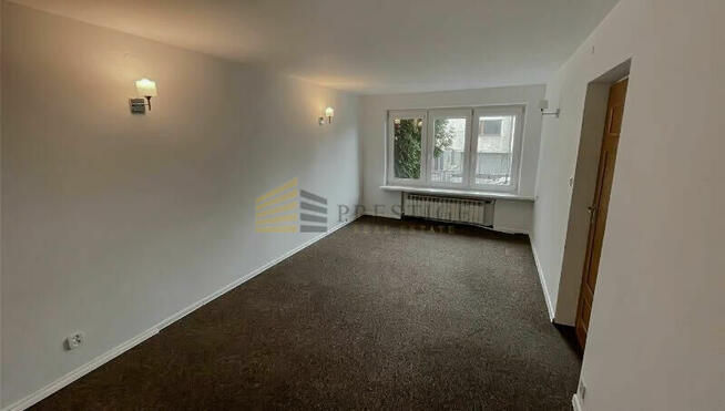 Dom Warszawa, Niedźwiedzia