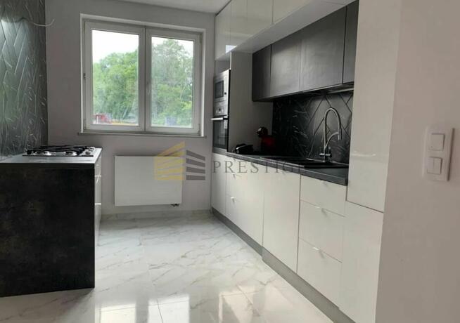 Dom Warszawa Wilanów, Zawady