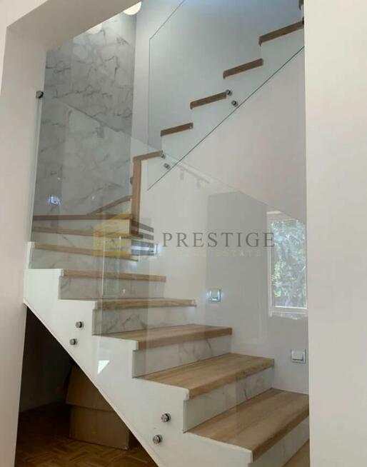 Dom Warszawa Wilanów, Zawady