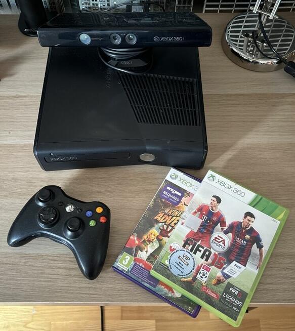 XBOX 360 SLIM 250GB KINECT 2 GRY