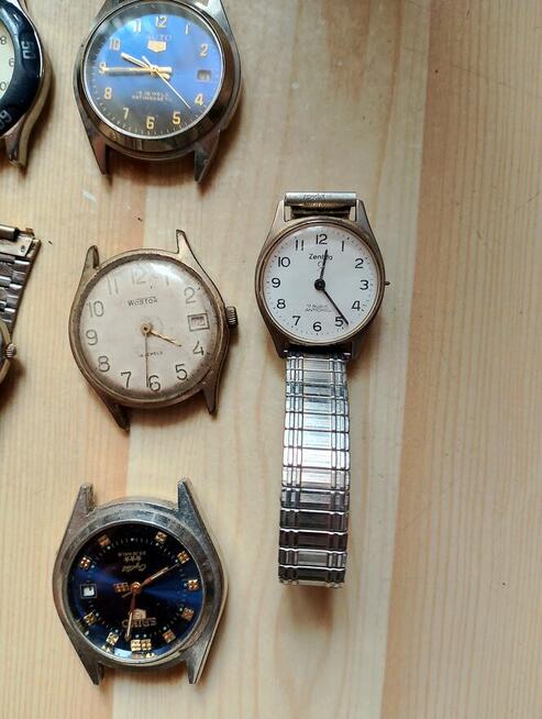 Zestaw zegarków dla kolekcjonera.