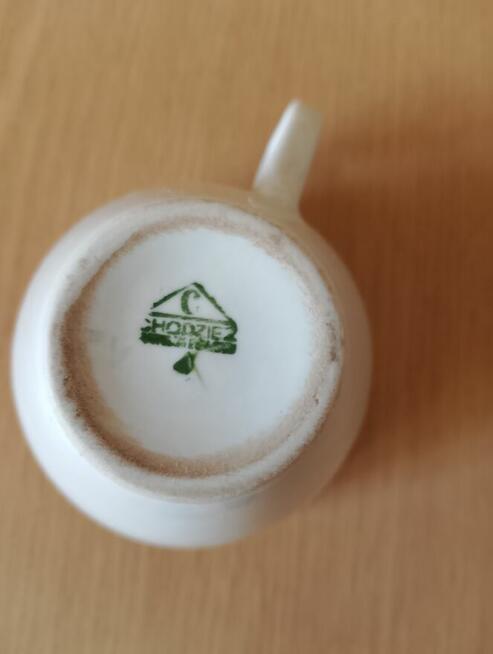 Stara zastawa, jak ma zdjęciach.