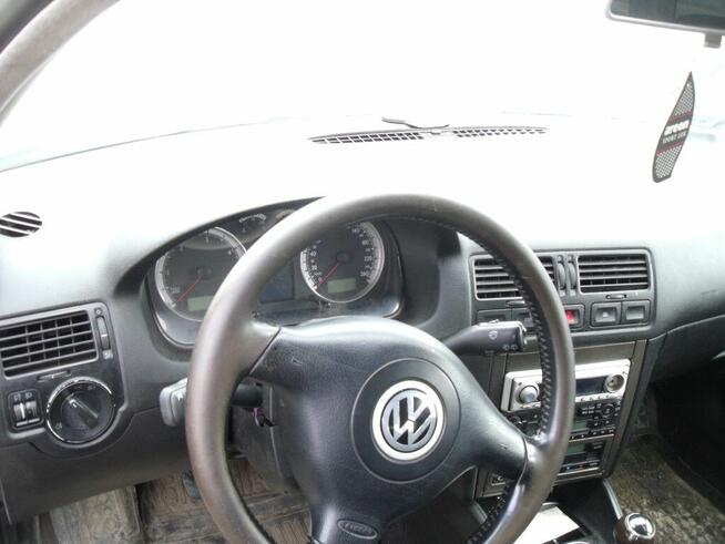 Volkswagen Bora kombi 1.9 TDI 130 KM 2001 r. na części