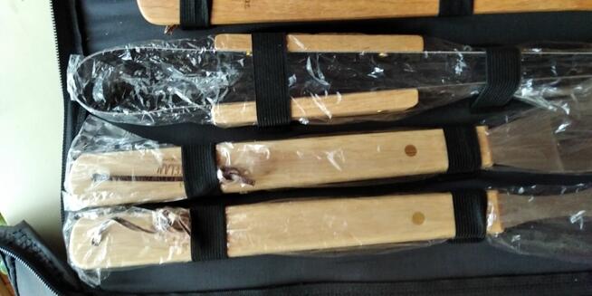 Zestaw na grilla 10 przyborów i futerał torba