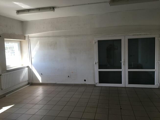 Lokal z witryną 73m2 - Przemysłowa 20 Płock