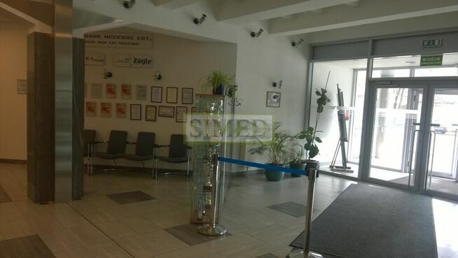 Parter222 m 2,strefa dostaw od parkingu,dostep24 .