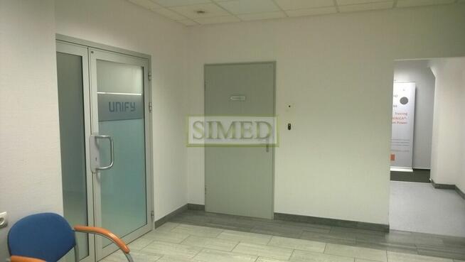 Parter222 m 2,strefa dostaw od parkingu,dostep24 .