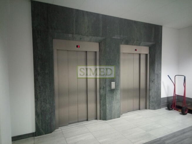 Biuro 202 m 2 ,dostęp 24h, parking ,ochrona