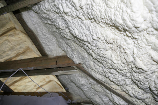 Na sprzedaż dom z dużym garażem!