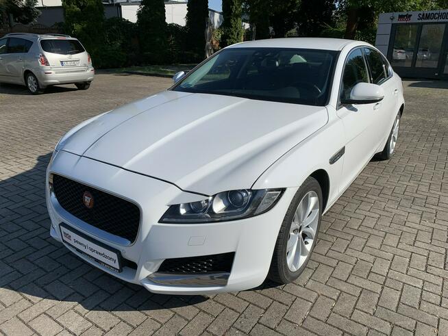 Jaguar XF 2.0d 241 KM