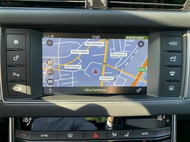 Jaguar XF 2.0d 241 KM