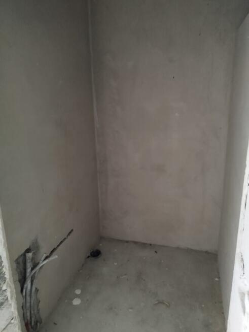 Budynek po byłej świetlicy w Bogaczewie nad jez. Narie