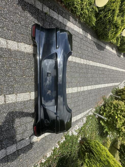 Zderzak tył BMW E81 E87 SCHWARZ
