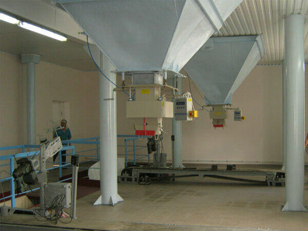 Maszyna do pakowania w worki otwarte