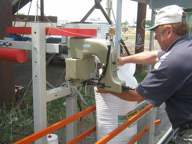 Zaszywarka do worków