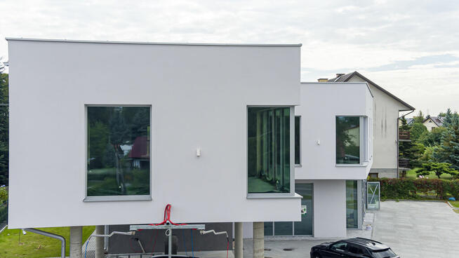 Lokal handlowo - usługowy w Zgłobicach!