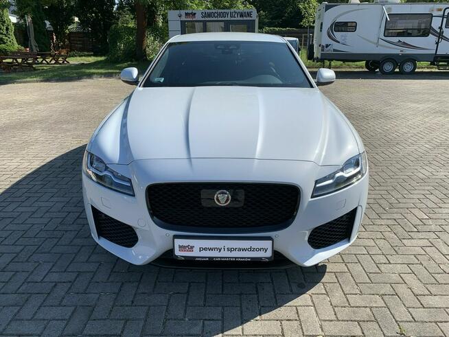 Jaguar XF 2.0 300 KM