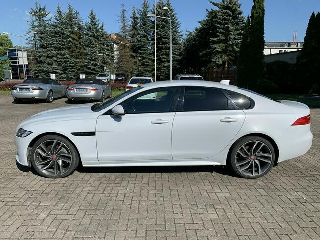 Jaguar XF 2.0 300 KM