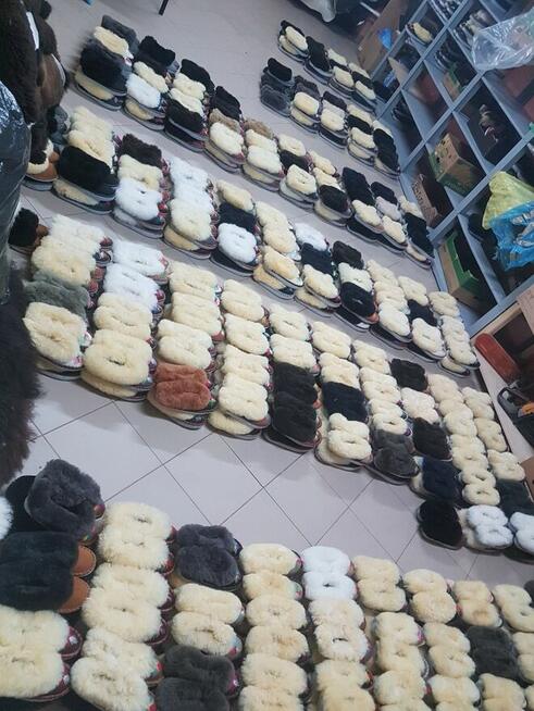 Pantofle bambosze kapcie zakopianki kożóchowe skórzane owcz