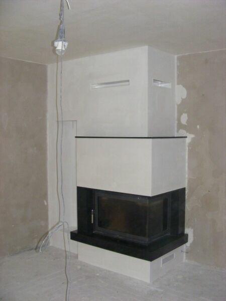 Kominek NOWOCZESNY z szyba boczną PANORAMICZNĄ zamknięta kom