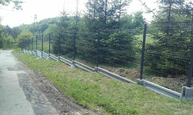 Montaż Ogrodzeń Panelowe Kraków, Bram Furtek, siatki, płotów