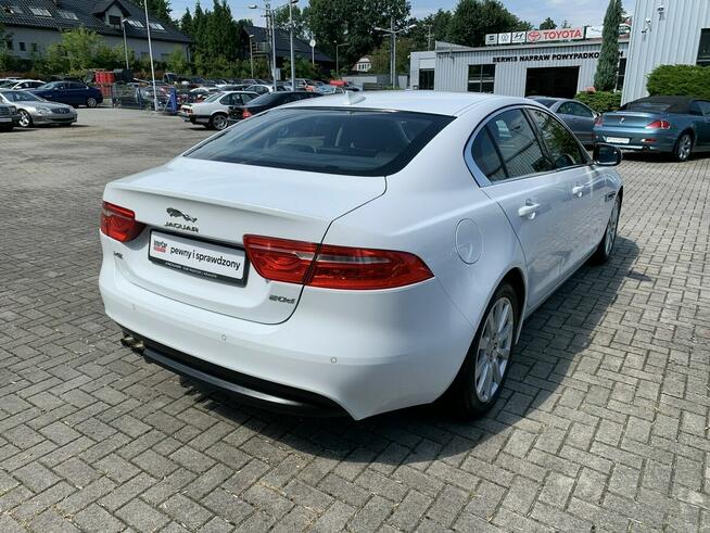 Jaguar XE 2.0d 180 KM
