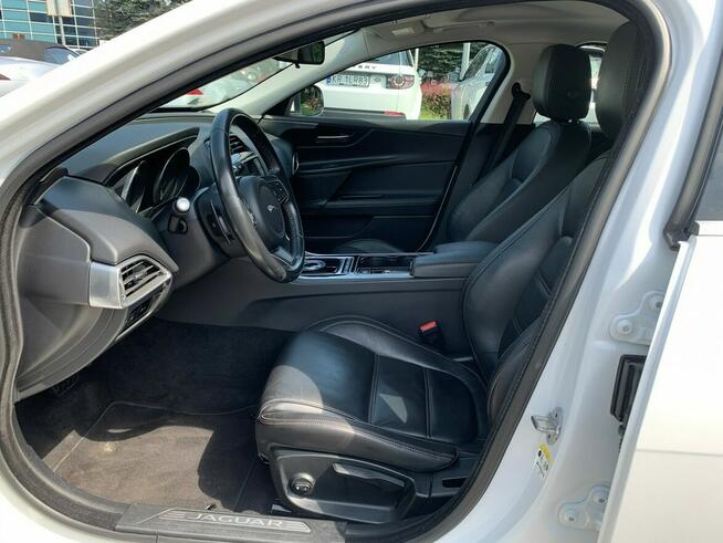 Jaguar XE 2.0d 180 KM