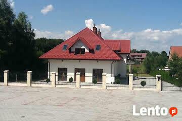 Obiekt komercyjny z gruntem i własnym parkingiem przy Dk 94