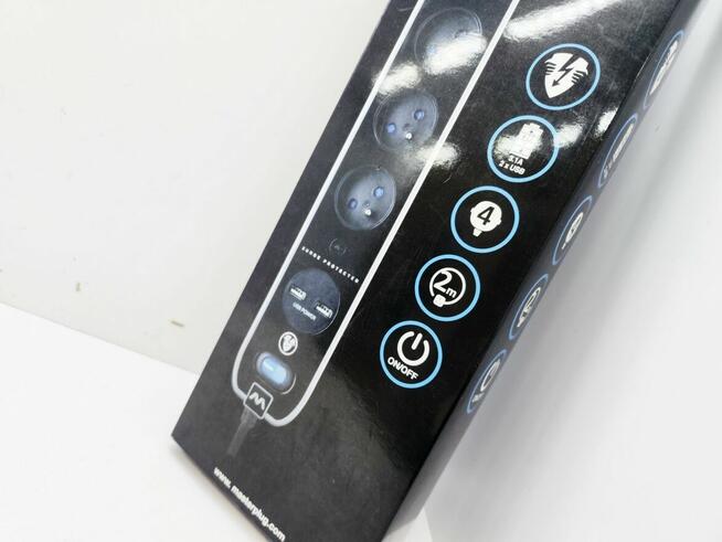 PRZEDŁUŻACZ LISTWOWY MASTERPLUG 2 M 4 SZT. GNIAZD CZARNY