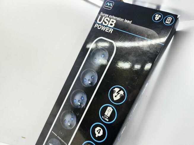 PRZEDŁUŻACZ LISTWOWY MASTERPLUG 2 M 4 SZT. GNIAZD CZARNY