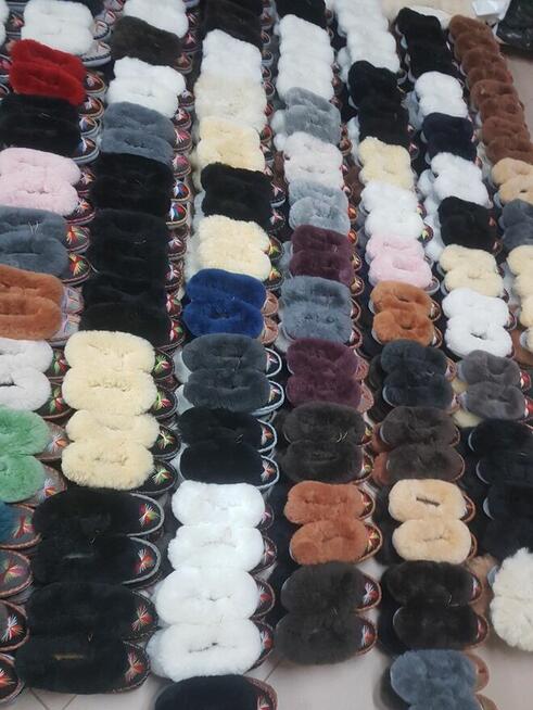 Pantofle bambosze kapcie zakopianki kożóchowe skórzane owcz