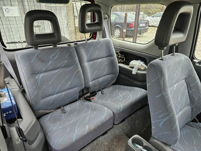 PILNIE SPRZEDAM AUTO TERENOWE