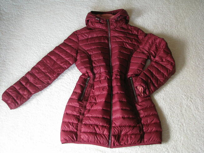 Płaszczyk pikowany, kurtka damska bordowa z kapturem rozm 40