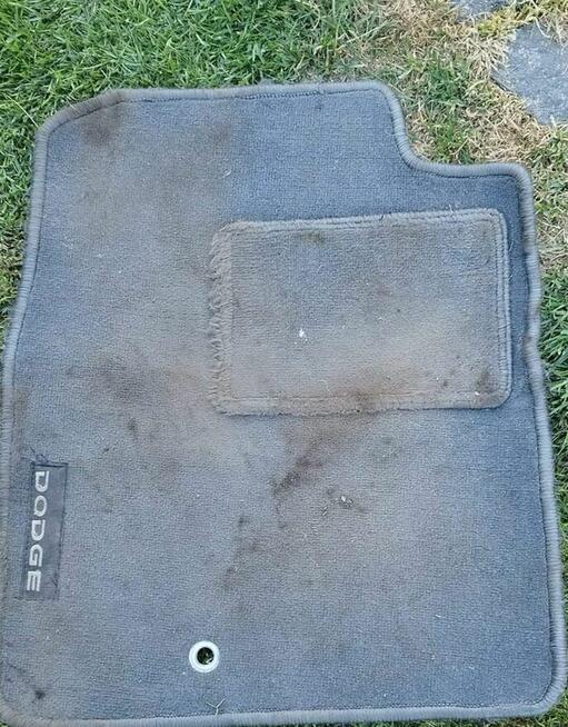 Mobilne pranie tapicerki meblowej i samochodowej.