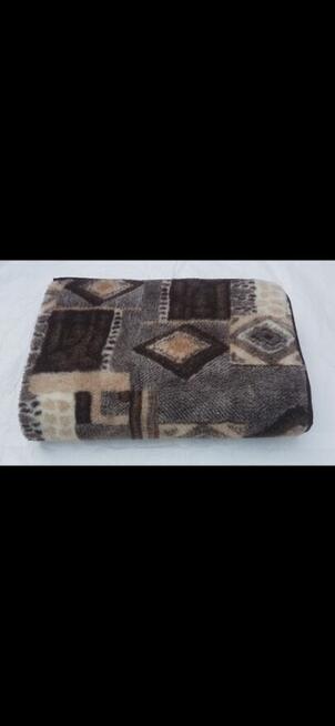 Koc wełniany koce wełniane naturalne runo owcze wełna