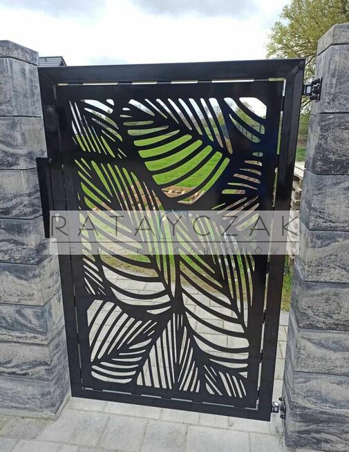 NOWOCZESNA FURTKA WEDŁUG WŁASNEGO PROJEKTU