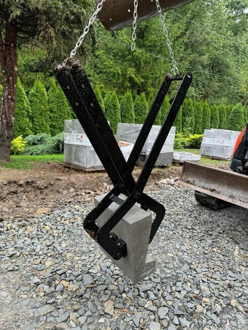 Chwytak koparki do korytek, krawężników, kamienia