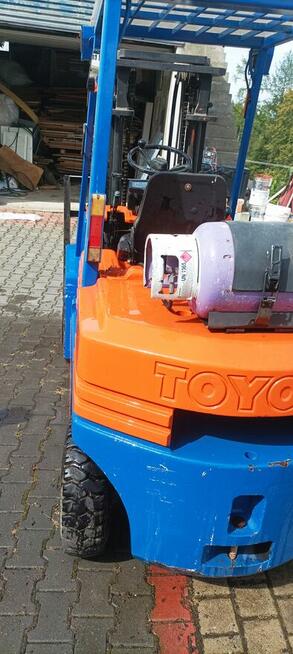 wózek widłowy TOYOTA