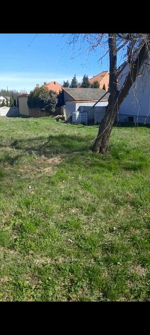 Sprzedam działkę budowlaną Jędrzejów